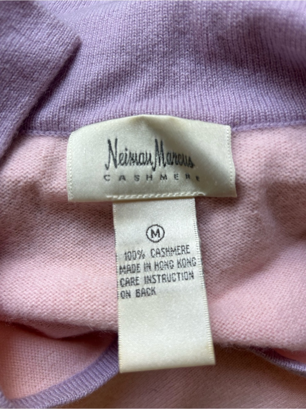 Neiman Marcus Cashmere Sweater - Picture 2 of 3